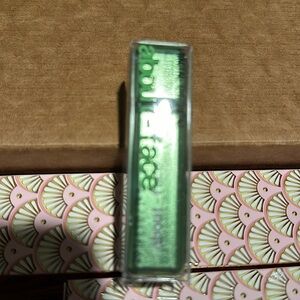 About face fractal glitter eye paint